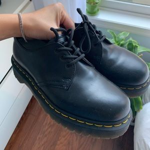 Dr Martens Chunky Oxfords